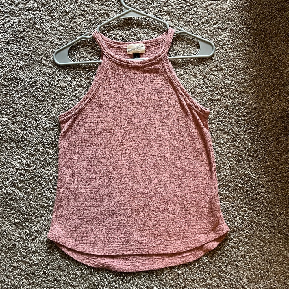 Pink tank top